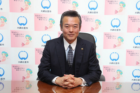 金坂市長の写真