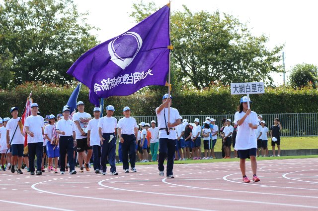 本市選手団の入場