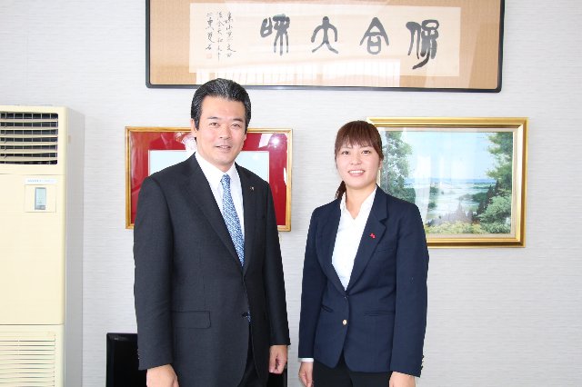 市長と記念撮影