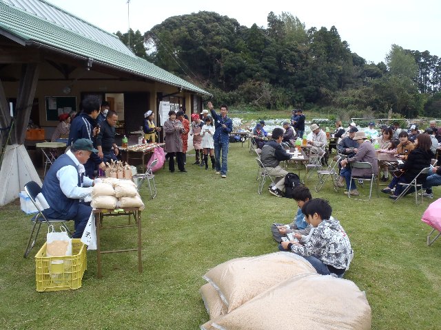 盛り上がるビンゴ大会