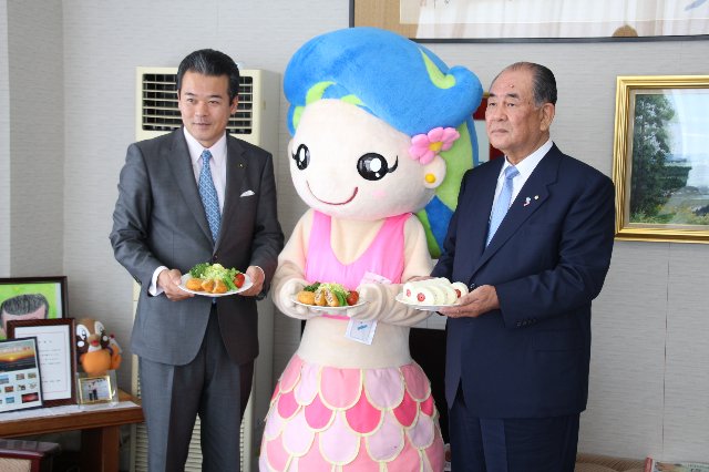 ご当地グルメをPR