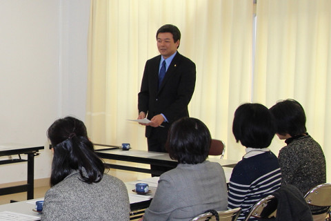 あいさつする市長の写真