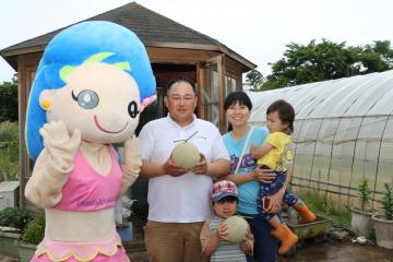 佐久間農園さんとマリン