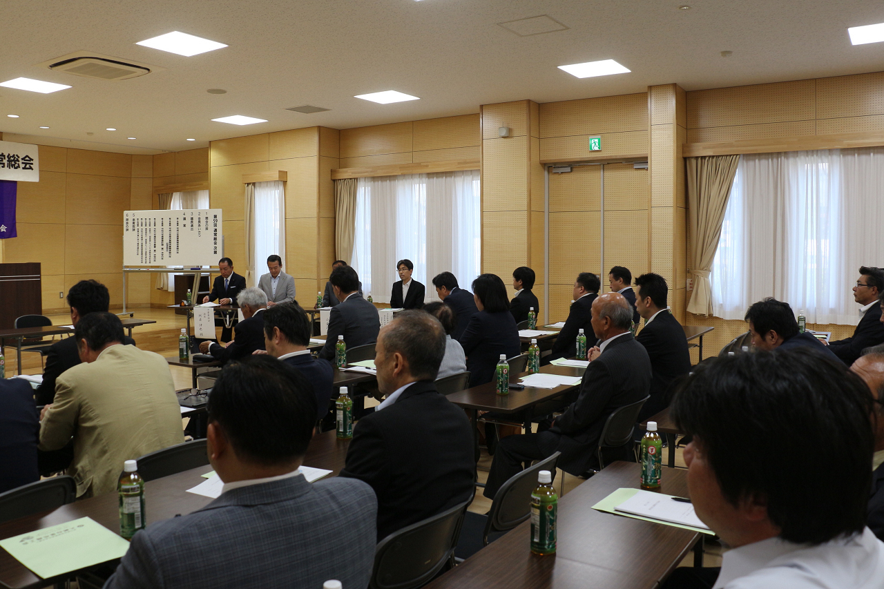 総会の様子