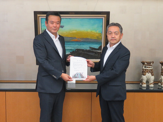 千葉県副知事と市長の写真