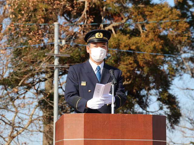 式辞を述べる市長の写真