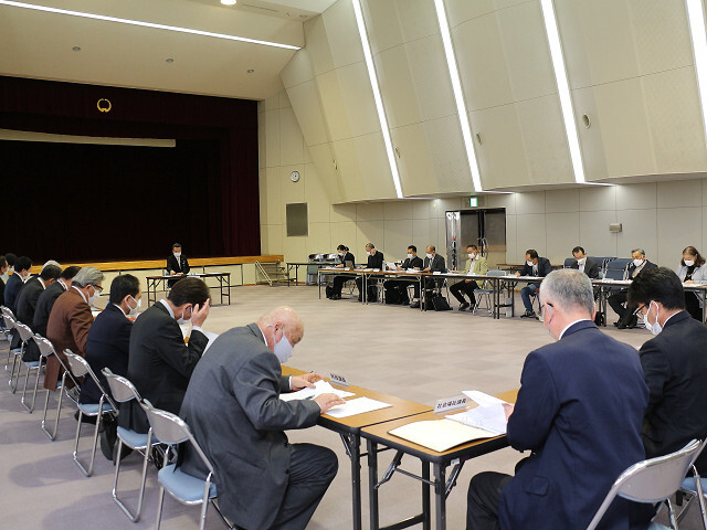 会議の様子の写真