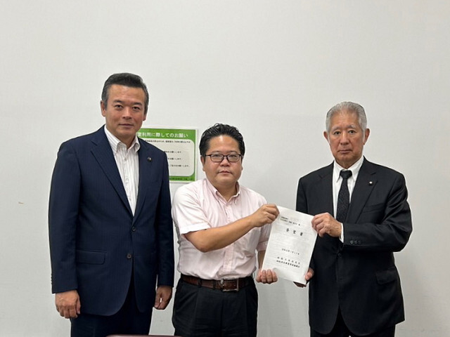 財務省での要望活動の写真