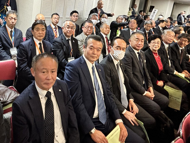 出席者の皆さんの写真