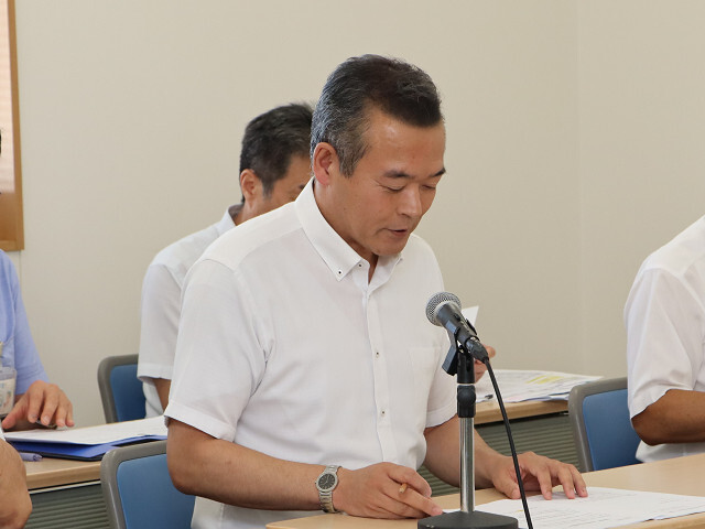 説明をする市長の画像